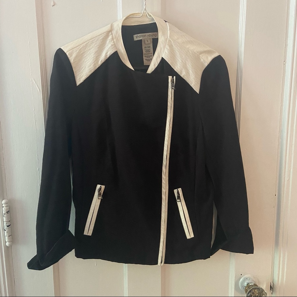 Sharon Young Black and White Zip-up Jacket, Small